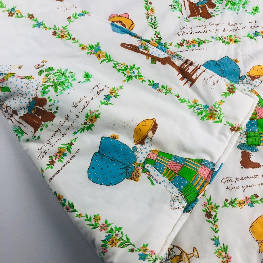 Vintage 70s Holly Hobbie blanket or tablecloth 1970s prairie big bonnet girls - Picture 5 of 6